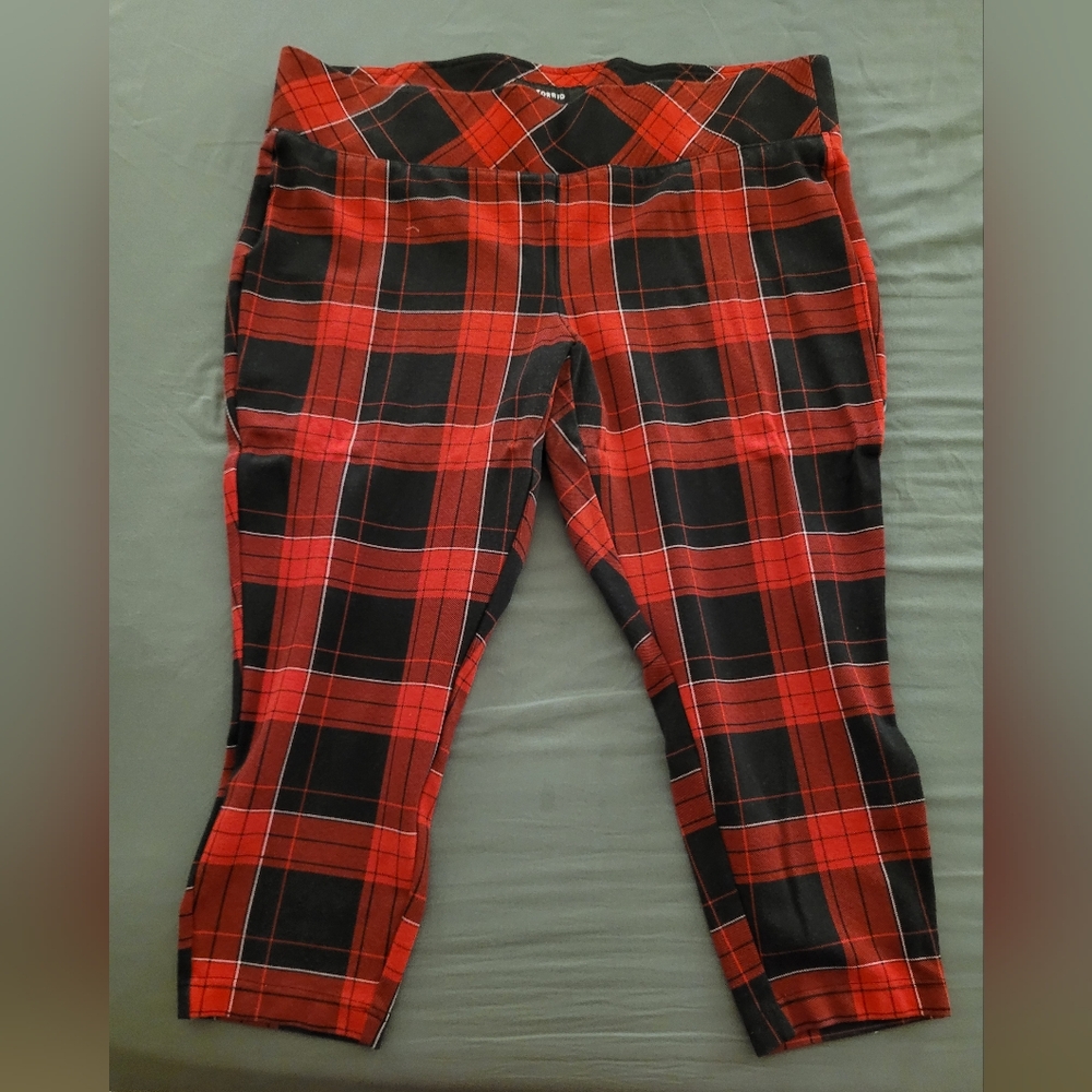 Plaid TORRID Pixie Ponte Pants Size 3